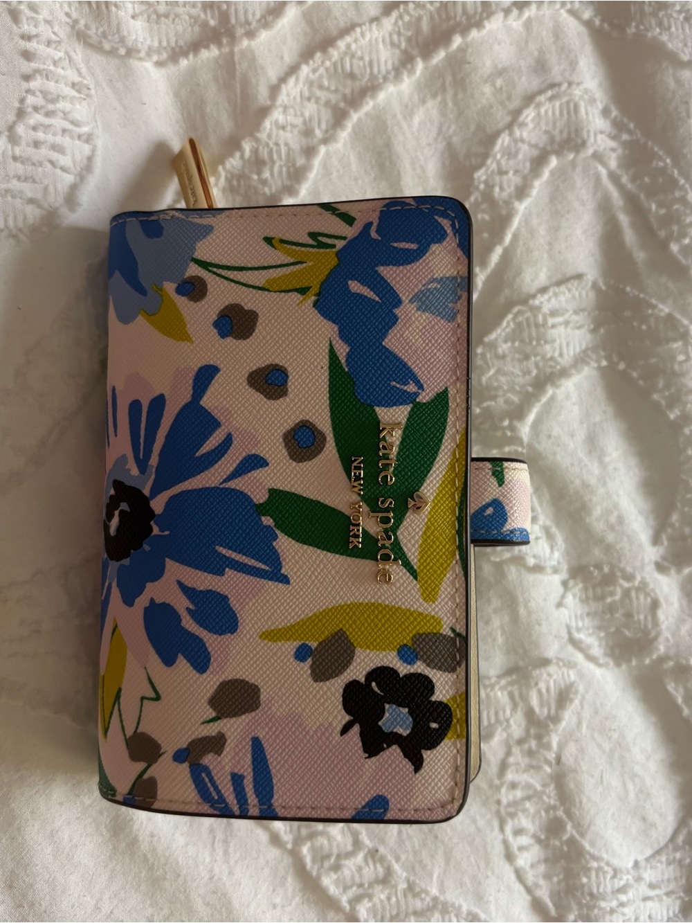 kate spade Floral Zip & Snap Wallet - Picture 4 of 6